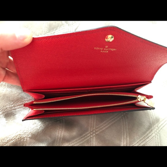 Louis Vuitton Sarah wallet - authentic - Picture 12 of 12
